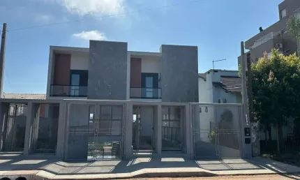 Casa com 2 quartos à venda na 31 de Janeiro, 730, Bela Vista, Campo Bom por R$ 784.000