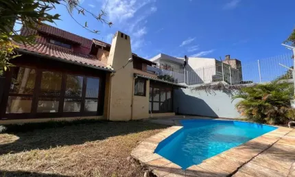 Casa com 5 quartos à venda na Rua Belo Horizonte, 180, Boa Vista, Novo Hamburgo por R$ 1.000.000