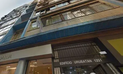 Oportunidade Sala Comercial Centro Frente andar Alto, Preço ATRATIVO.