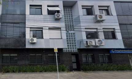 Apartamento com 4 quartos para alugar no Menino Deus, Porto Alegre 