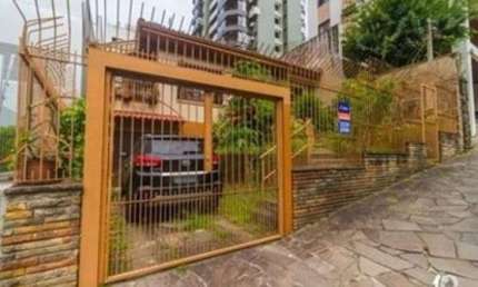 Casa com 3 quartos para alugar na Auxiliadora, Porto Alegre 