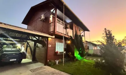 Casa com 5 quartos à venda na Rua Osmar Gaya, 265, Centro, Navegantes