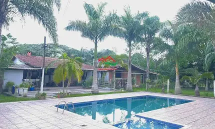 Fazenda com 5 dorms, area rural, pedro de toledo - r$ 1.55 mi, cod: 610