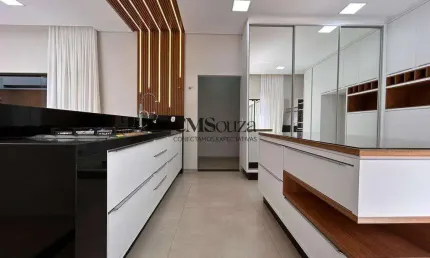 Casa à venda em Londrina, Jardim Nova Esperança, com 3 suítes, com 295 m²