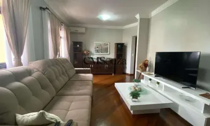 Apartamento à venda em Londrina, Centro, com 3 quartos, com 116 m²