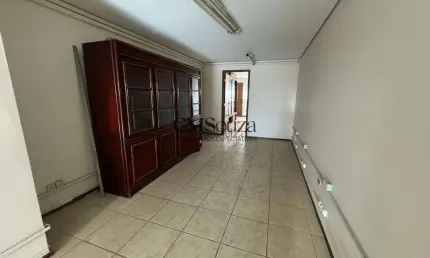 Sala para alugar em Londrina, Vitória Régia, com 213 m²