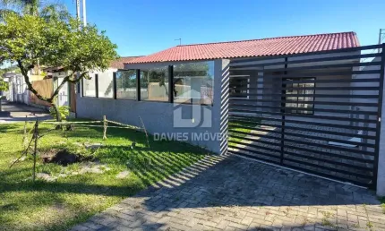 Casa com 4 quartos à venda na Rua Irati, Bom Retiro, Matinhos, 187 m2 por R$ 649.000
