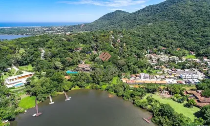 Terreno à venda no lagoa da conceição, florianópolis  por r$ 7.700.000