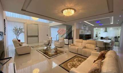 Casa com 6 quartos à venda em Jurerê Internacional, Florianópolis , 739 m2 por R$ 12.000.000