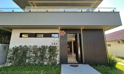 Casa com 4 quartos à venda em jurerê internacional, florianópolis , 210 m2 por r$ 4.500.000