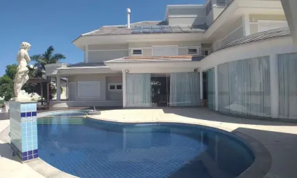 Casa com 8 quartos à venda em jurerê internacional, florianópolis , 944 m2 por r$ 35.000.000