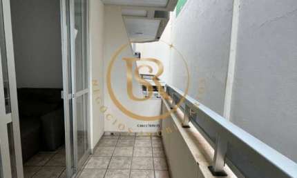 Apartamento com 3 quartos para alugar na Rua 321, 40, Meia Praia, Itapema