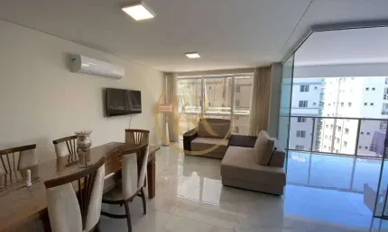 Apartamento com 3 quartos para alugar na Rua 246, 312, Meia Praia, Itapema