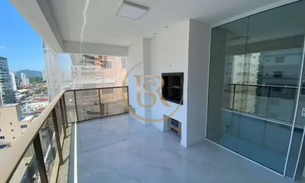 Apartamento com 3 quartos para alugar na Rua 246, 312, Meia Praia, Itapema