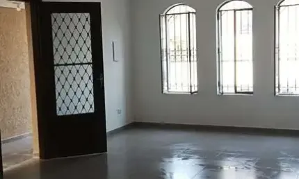 Sobrado Padrão para Venda em Jardim Tremembé São Paulo-SP