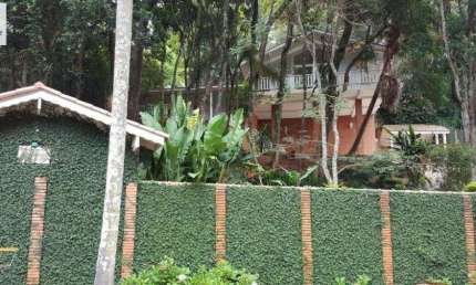 Sobrado em Condomínio para Venda em Parque Petrópolis Mairiporã-SP
