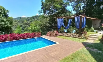 Sobrado em Condomínio para Venda em Caraguata São Paulo-SP