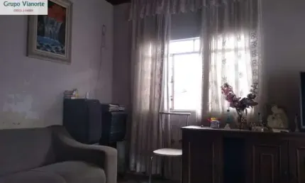Casa Padrão para Venda em Chora Menino São Paulo-SP