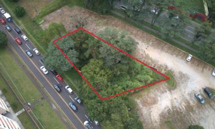 Terreno à venda em excelente localização no Portão - Curitiba/Paraná