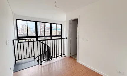Loft moderno a 2 minutos da utfpr e shopping estação - centro