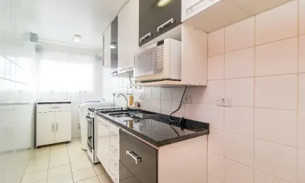 Apartamento com dois quartos  mobiliado no Alto Boqueirão
