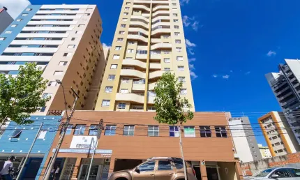Apartamento Semimobiliado com 3 Quartos (1 Suíte) e 1 Vaga de Garagem - Bairro Água Verde, Curitiba - PR