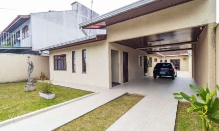 Casa térrea 4 quartos no Parque da Fonte - São José dos Pinhais/PR