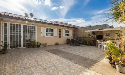 Casa com 4 quartos à venda na Rua Capistrano de Abreu, 979, Boa Vista, Curitiba