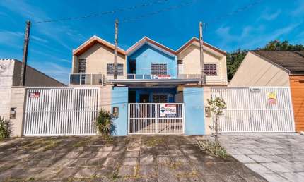 Sobrado a venda, 3 quartos, 2 vagas no Balneário de Gaivotas, Matinhos/PR