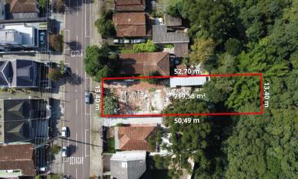 Terreno de 719m² no Bom Retiro – Ideal para Construção ou Investimento!
