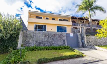 Casa com 4 quartos à venda na Rua Benjamin Zilli, 686, Ahú, Curitiba