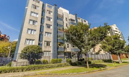 Apartamento com 3 quartos para alugar na Rua Barão dos Campos Gerais, 702, Juvevê, Curitiba