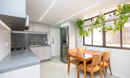 Apartamento com 3 quartos com  1 vaga no Bigorrilho