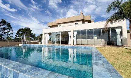 Residência de alto padrão em Palmeira – Um verdadeiro refúgio de conforto, lazer e natureza!