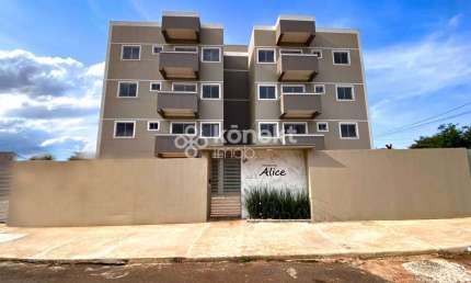 Apartamento com 2 quartos no Santa Felicidade  -  Cascavel