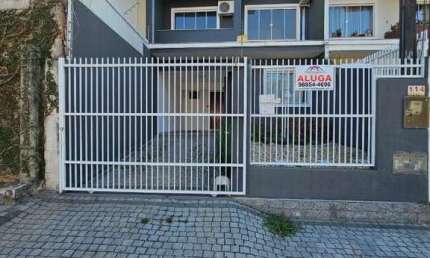 Floresta - Sobrado 1 suite + 2 dorm. Area de lazer nos fundos