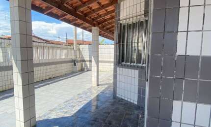 Casa com 5 quartos para alugar na Rua Mário dos Santos, 380, Vila Atlântica, Mongaguá