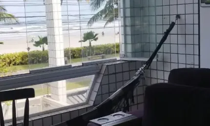 Kitnet / Stúdio à venda na Rua Vinte e Seis, 15000, Jardim Imperador, Praia Grande