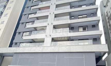 Excelente Apartamento de 2 dormitórios sendo 1 suíte no centro de Itajaí