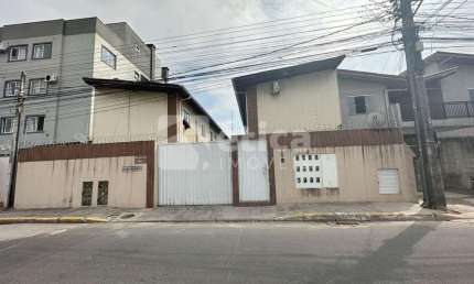 EXCELENTE OPORTUNIDADE  SOBRADO DE 2 DORMITÓRIOS NO BAIRRO SÃO VICENTE EM ITAJAÍ