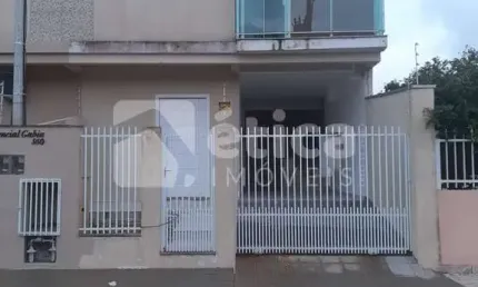 Sobrado à venda no bairro São Judas em Itajai com 02 suítes