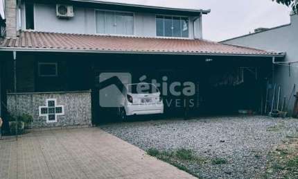 Casa  com 2 Dormitórios  a venda Bairro  São João -  ITAJAI SC