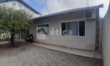 Casa com 2 quartos à venda na Max Tavares Damaral, 233, Cordeiros, Itajaí