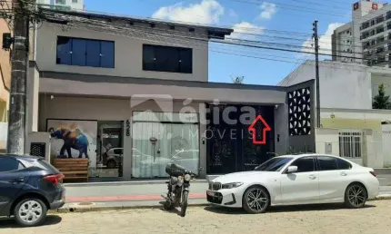 Sala comercial na Vila Operária, em Itajaí-Santa Catarina