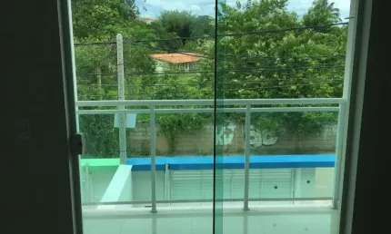 Excelente casa na Granja dos Cavaleiros com 03 quartos