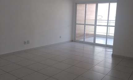 Apartamento 03 suítes no Cavaleiros com valor diferenciado