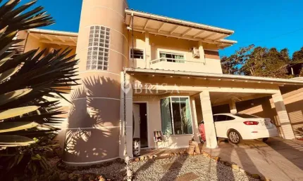 Casa com 5 quartos à venda no Jaraguá Esquerdo, Jaraguá do Sul 