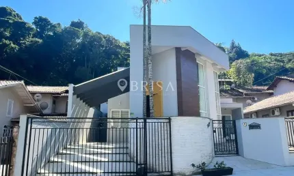 Casa com 3 quartos à venda no Czerniewicz, Jaraguá do Sul 