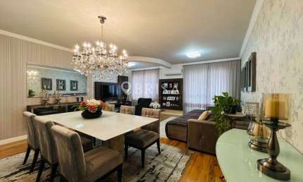 APARTAMENTO COM SUÍTE + 1 DORMITÓRIO NO CENTRO DE JARAGUÁ DO SUL
