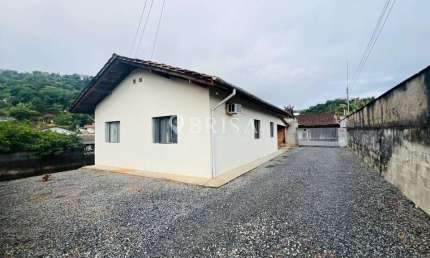 Casa com 2 quartos à venda no Jaraguá 99, Jaraguá do Sul 